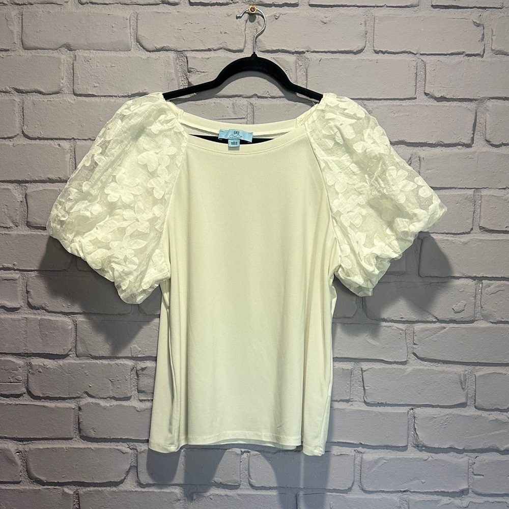 NWOT CeCe Cream Puff Sleeve Blouse size L
